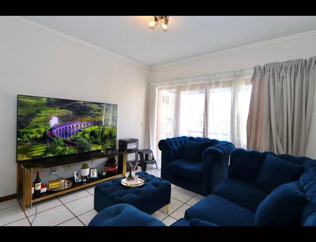 1 BEDROOM PROPERTY TO RENT IN LONEHILL